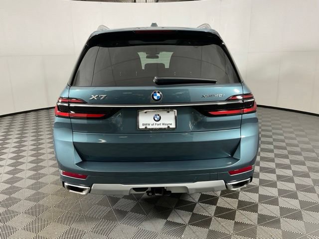 Used 2024 BMW X7 xDrive40i w/ Premium Package AWD/4WD image 6