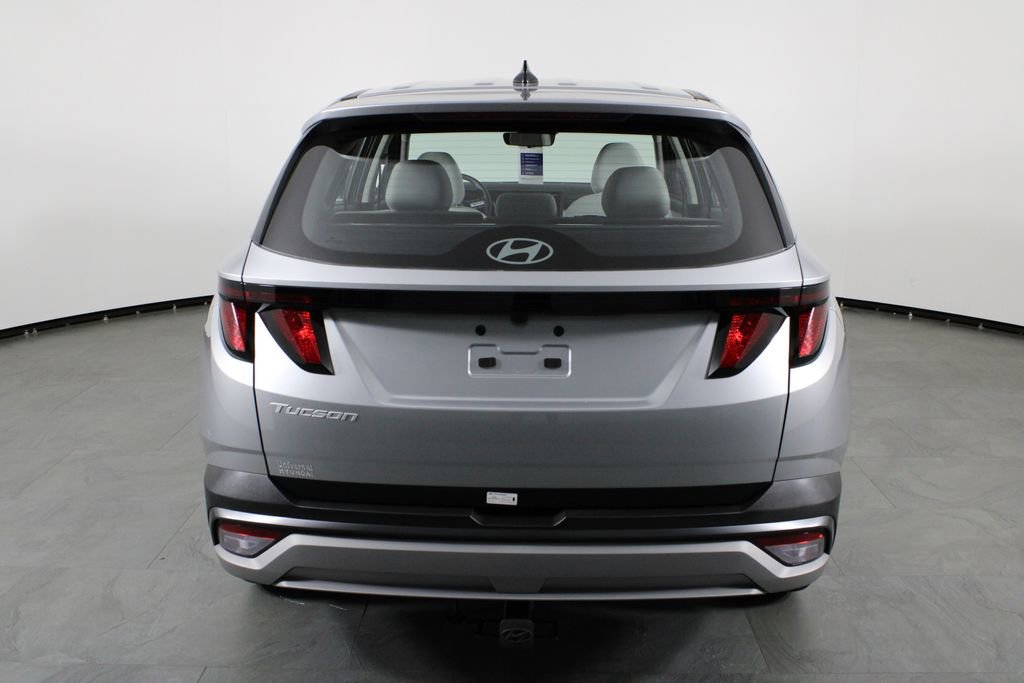 Certified 2026 Hyundai Tucson SE image 11