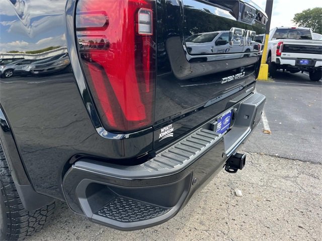 Used 2024 GMC Sierra 2500 Denali Ultimate image 10