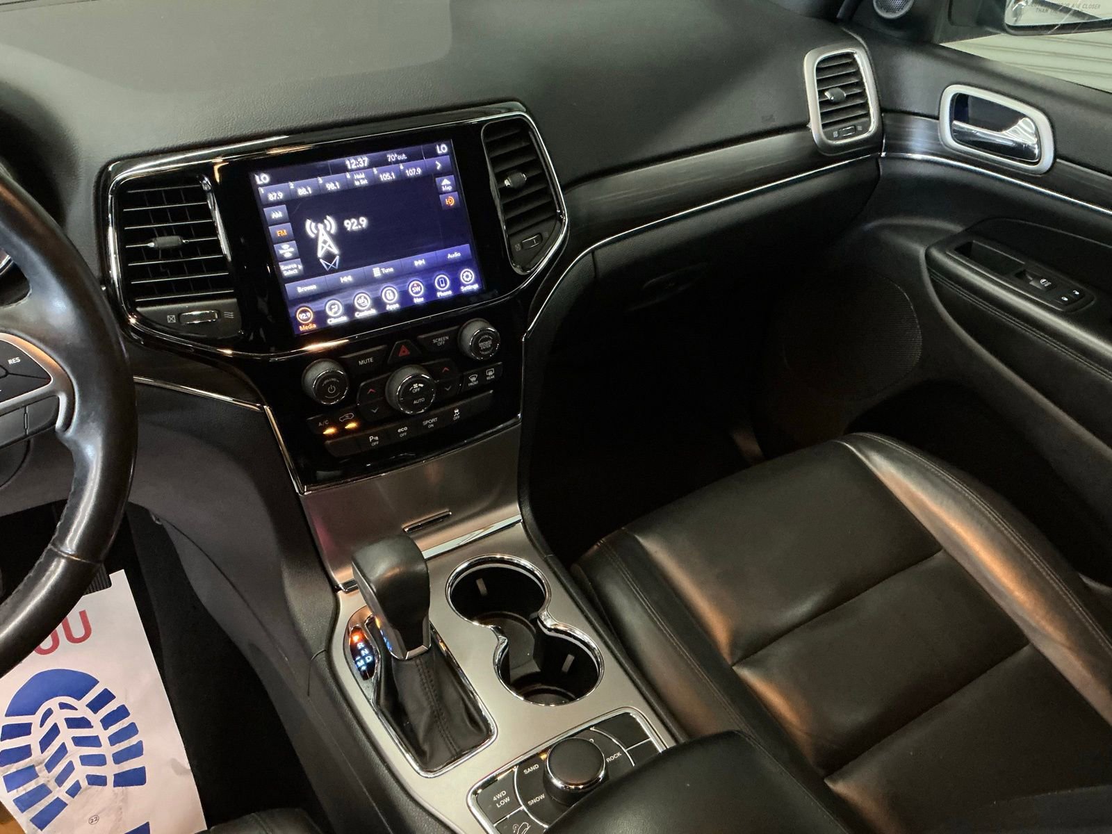 Used 2019 Jeep Grand Cherokee Limited image 21