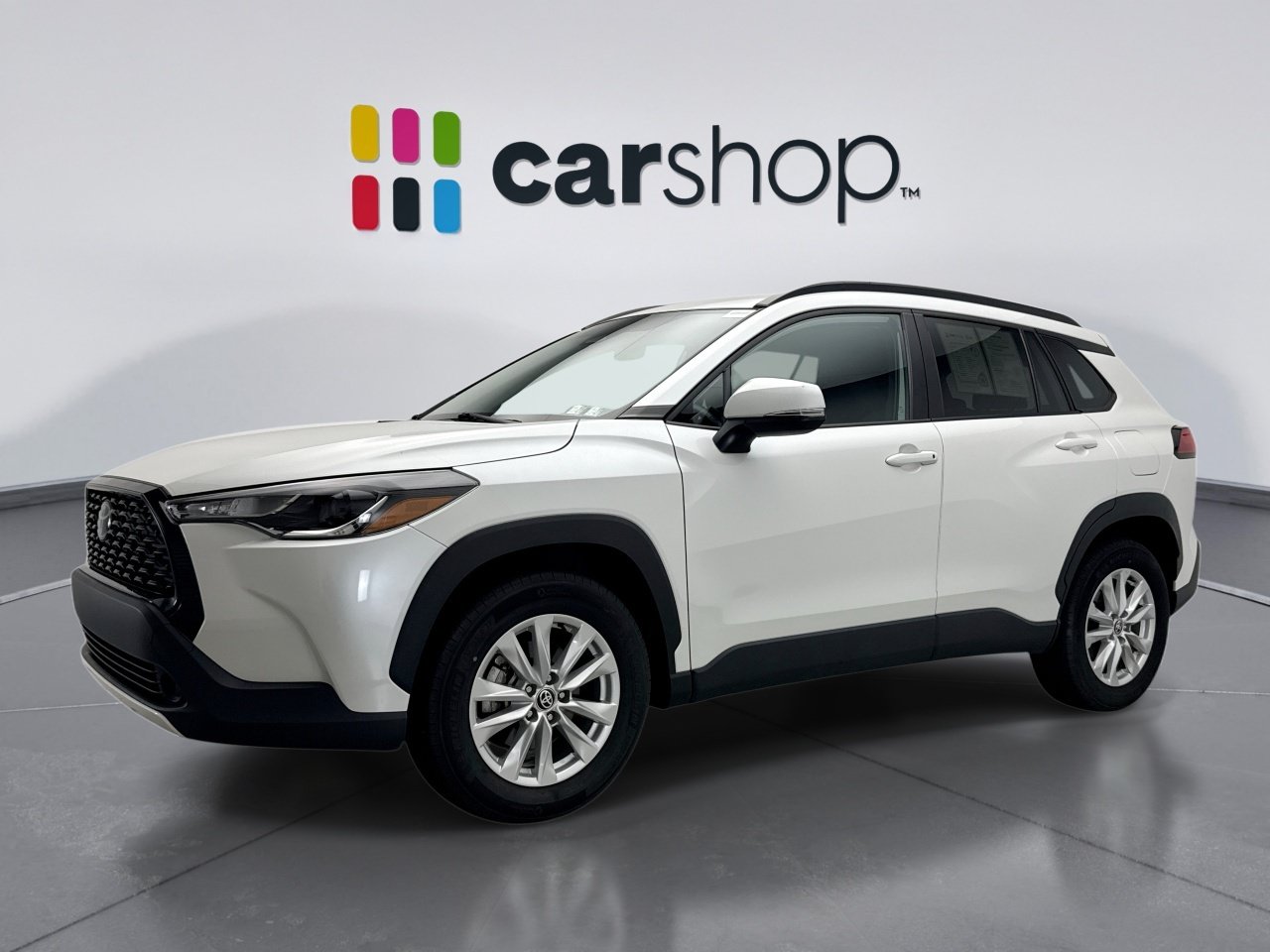 Used 2024 Toyota Corolla Cross LE AWD/4WD image 1
