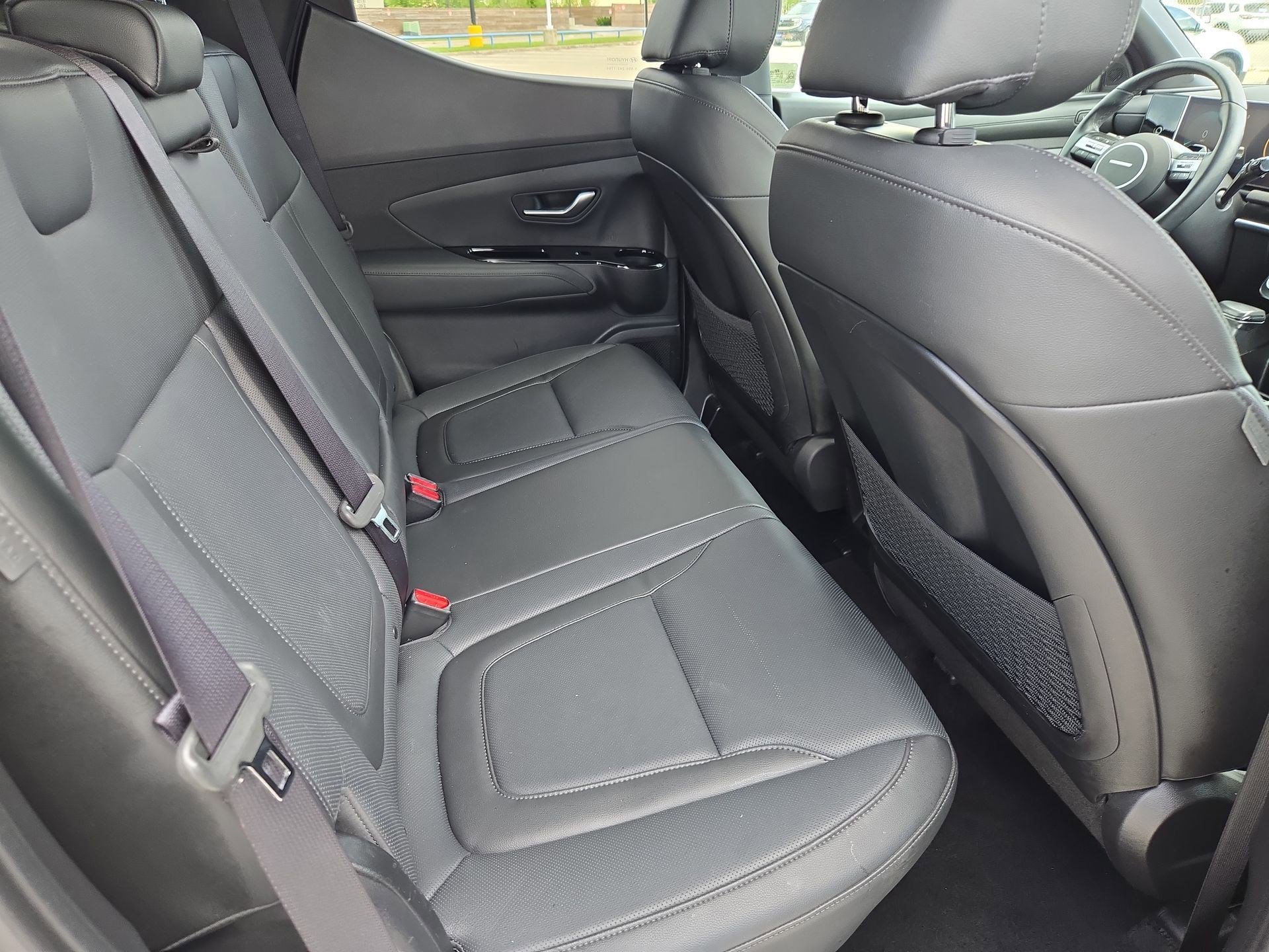 Used 2025 Hyundai Santa Cruz Limited AWD/4WD image 32