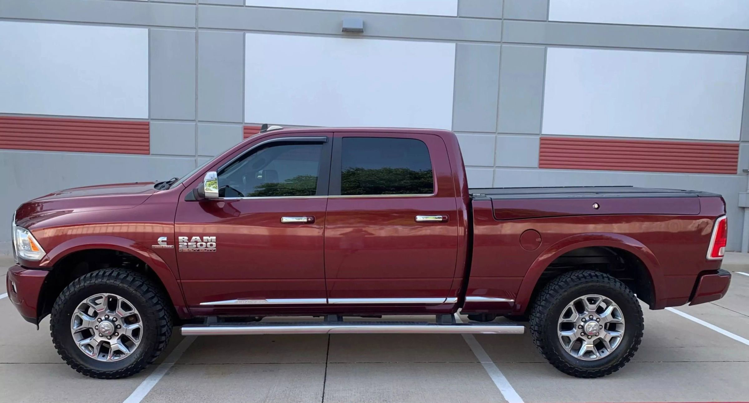 Used 2018 RAM 2500 Limited image 1