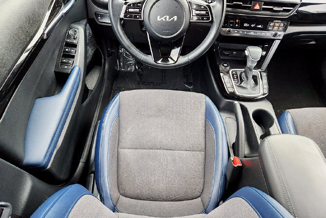 Used 2024 Kia Seltos S AWD/4WD image 19