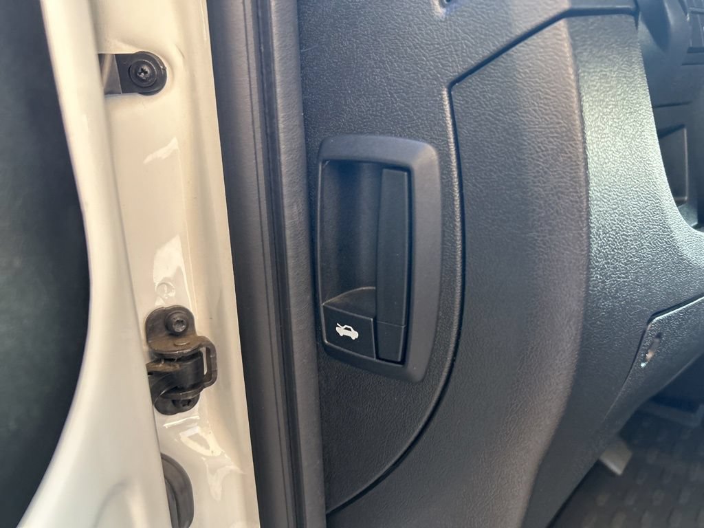 Used 2024 RAM ProMaster 3500 w/ Delivery Van Package FWD image 33
