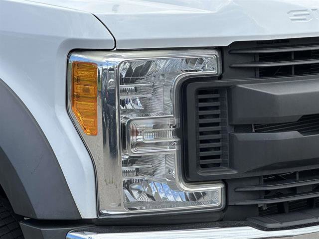Used 2017 Ford F550 4x4 Crew Cab Super Duty image 9