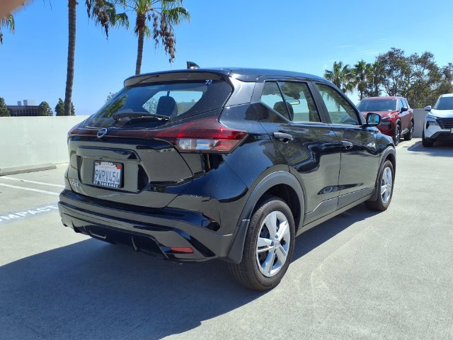 Certified 2025 Nissan Kicks Play S FWD image 20