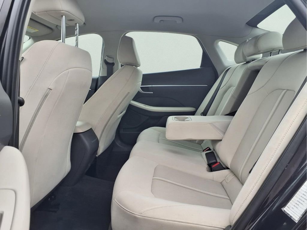 Used 2025 Hyundai Sonata SEL FWD image 14