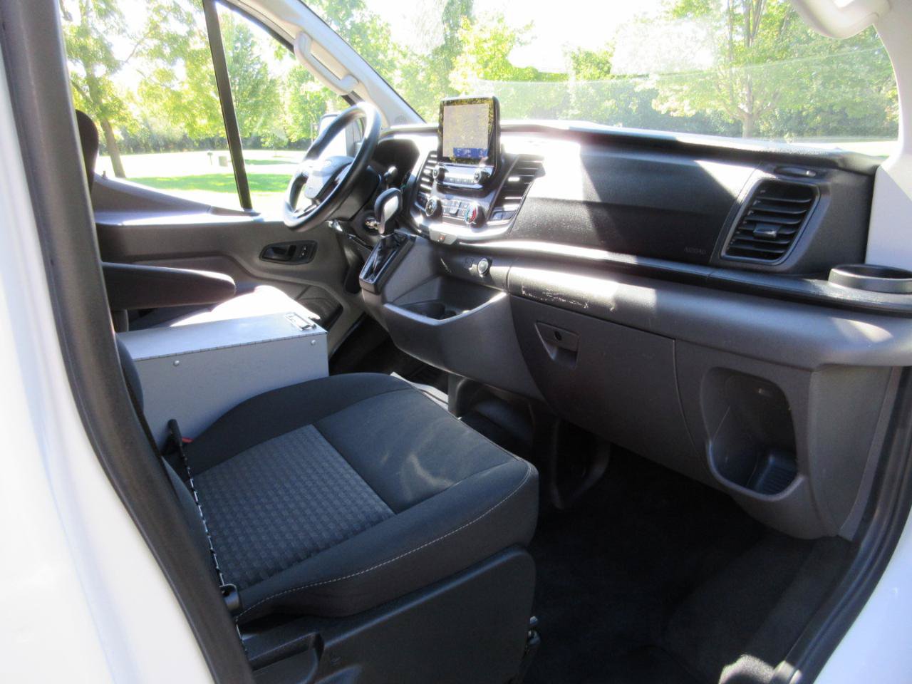 Used 2020 Ford Transit 250 Low Roof RWD image 37