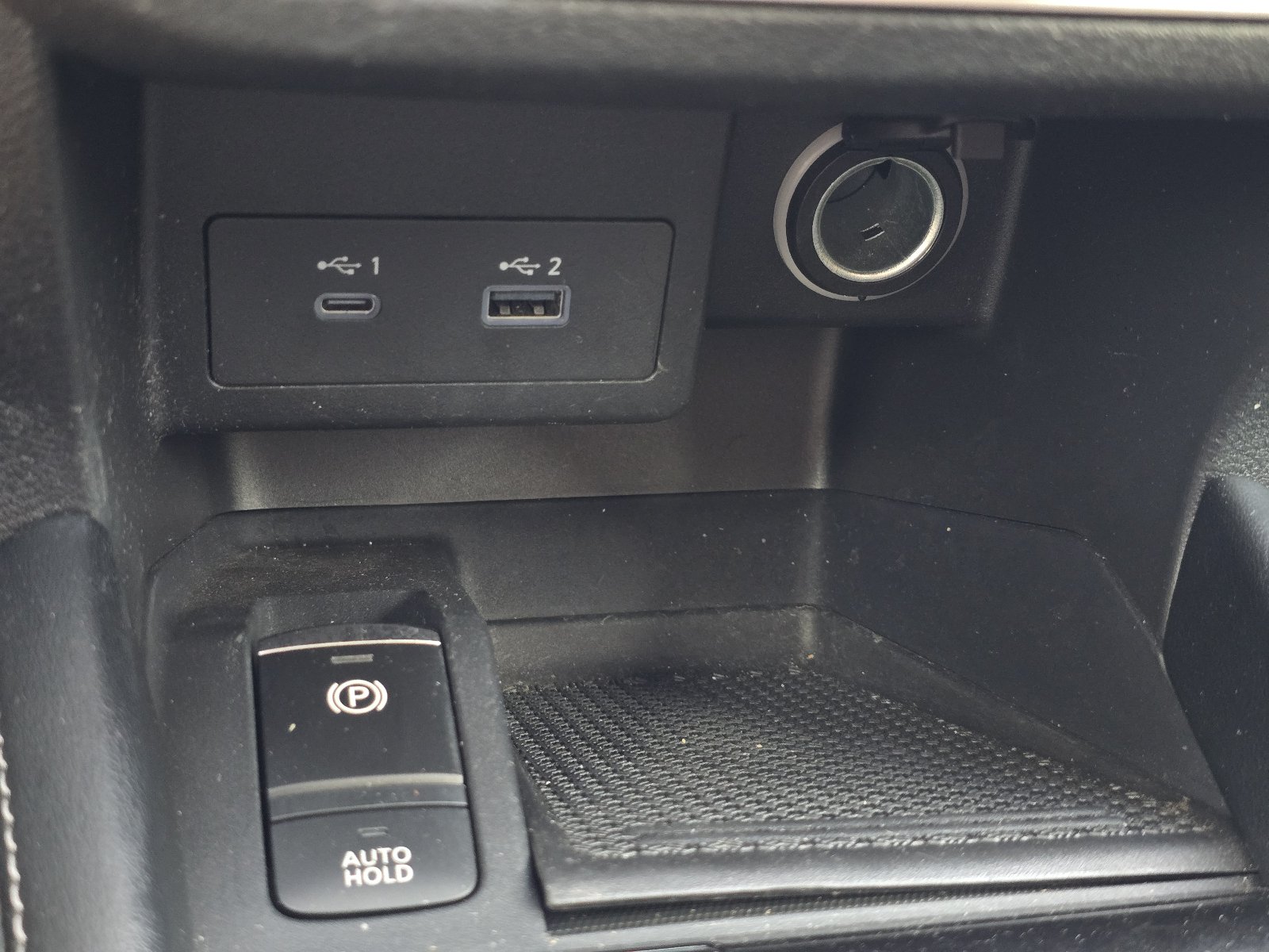 Used 2023 Nissan Kicks SV FWD image 21