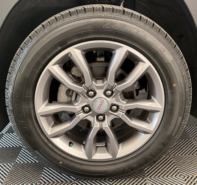 Used 2024 GMC Terrain SLT AWD/4WD image 26