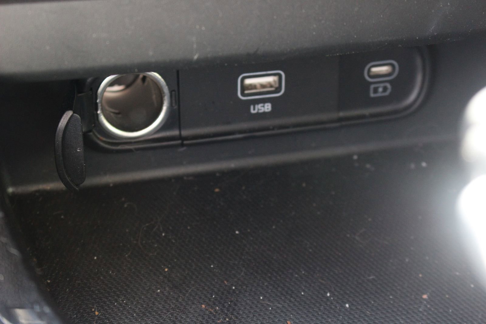 Certified 2025 Kia Seltos EX w/ EX Sunroof Package image 24