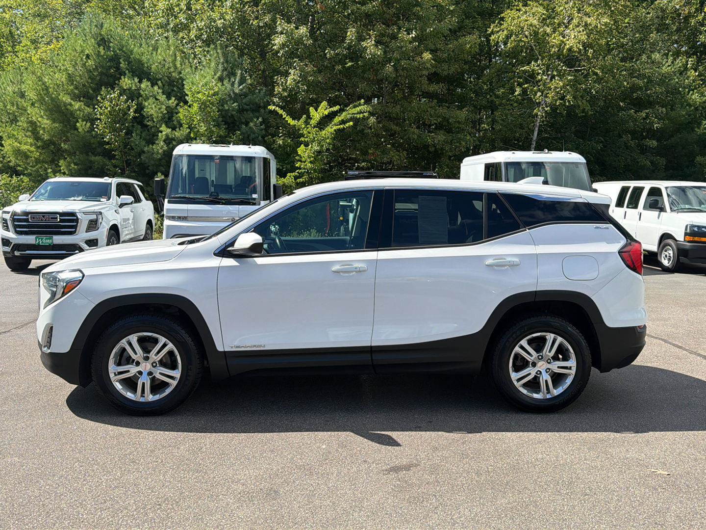 Certified 2020 GMC Terrain SLE AWD/4WD image 2