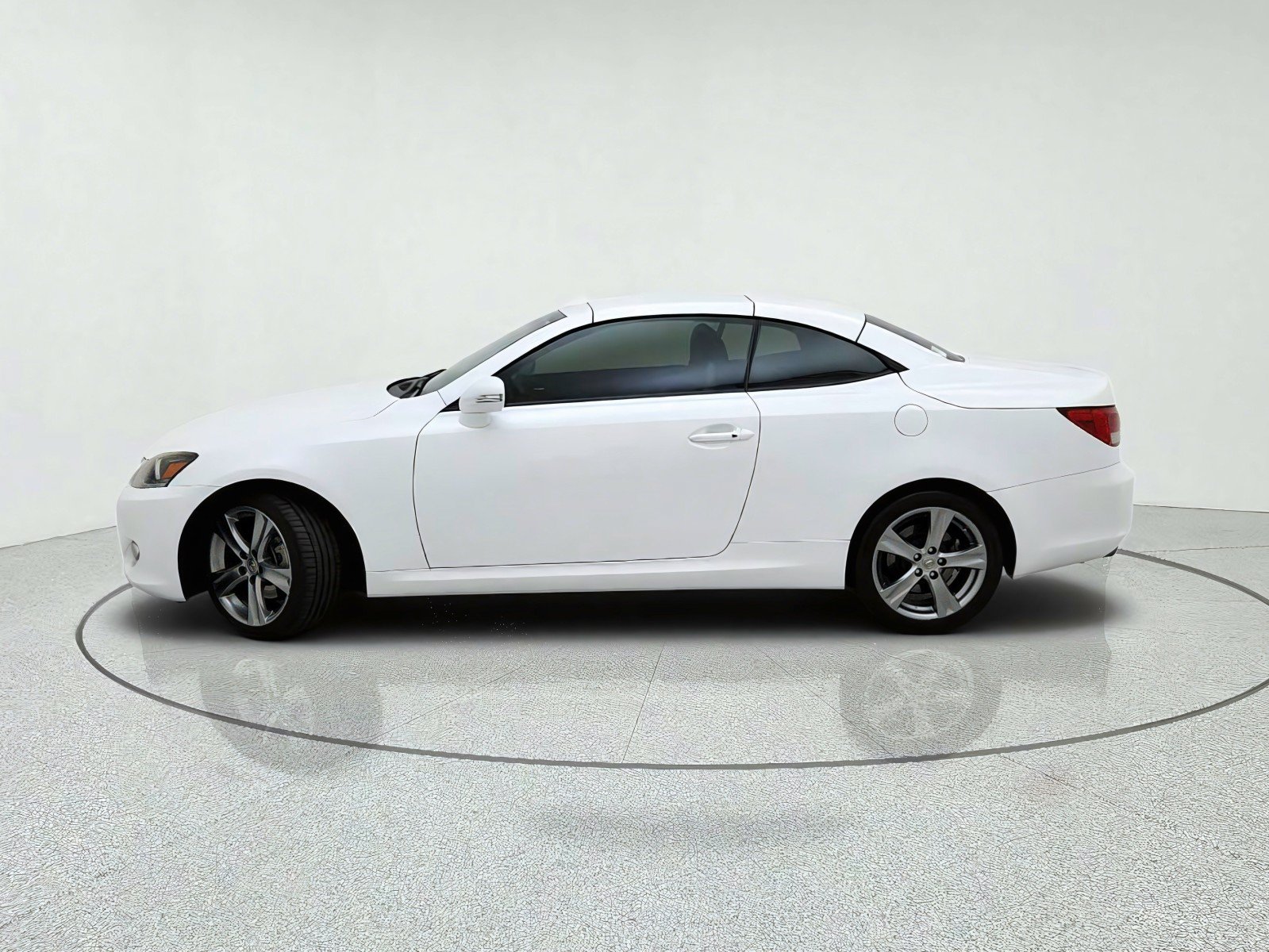 Used 2013 Lexus IS 250C RWD image 14