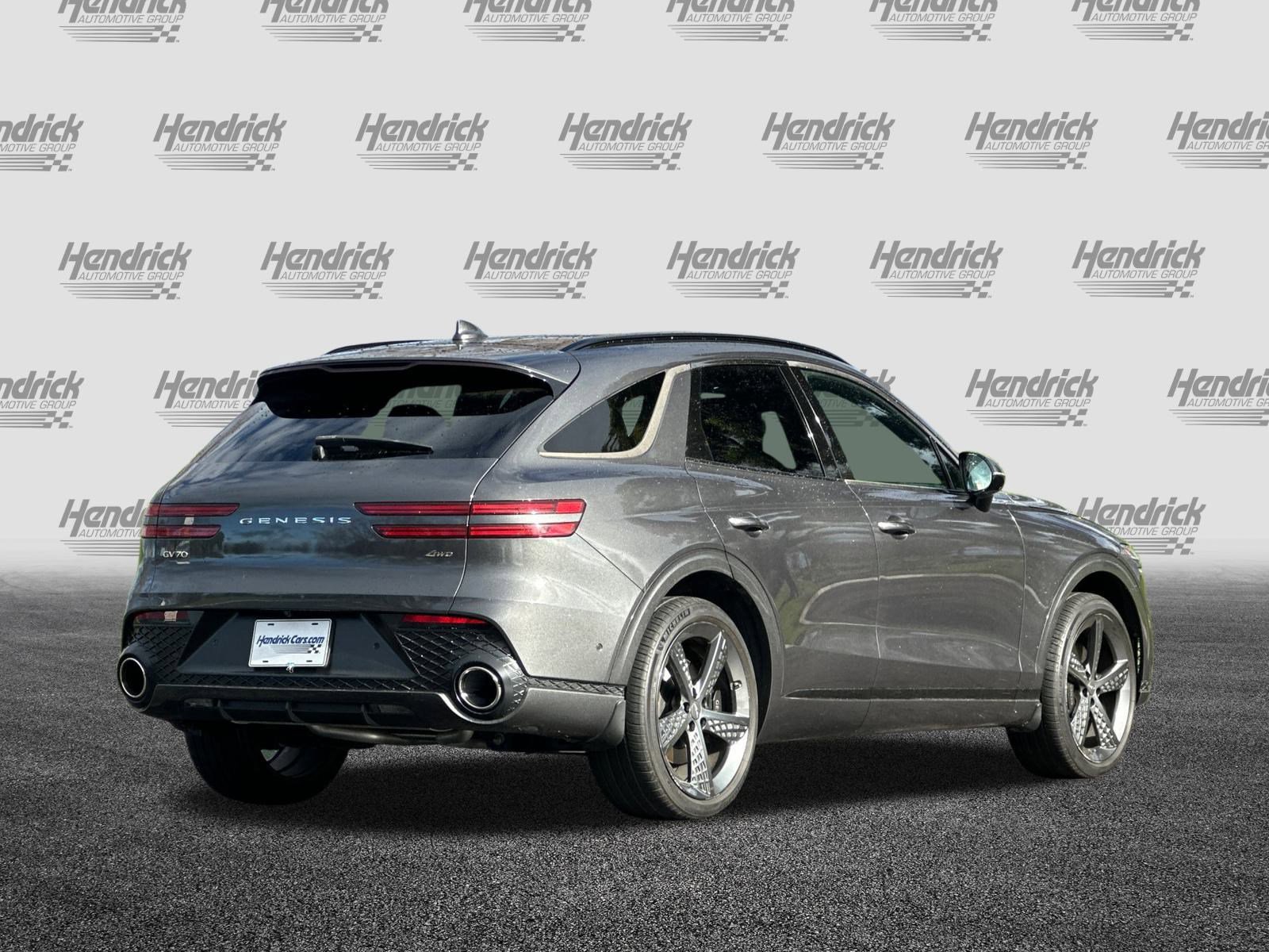 Used 2023 Genesis GV70 2.5T w/ Sport Prestige Package image 5