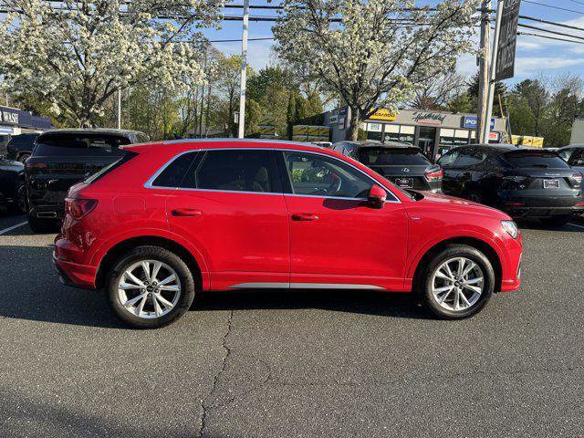 Certified 2022 Audi Q3 2.0T Premium Plus AWD/4WD image 4