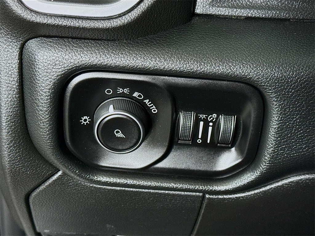 Used 2019 RAM 2500 Big Horn image 18