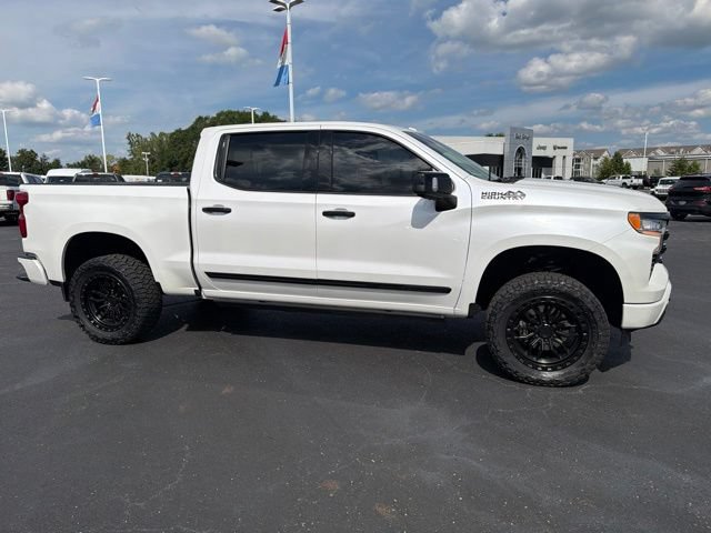 Used 2024 Chevrolet Silverado 1500 High Country w/ Technology Package AWD/4WD image 4
