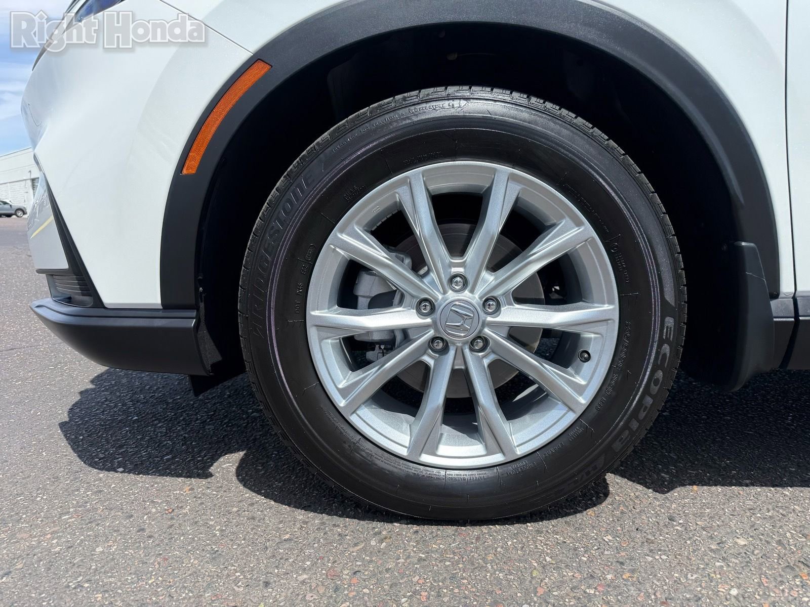 Used 2024 Honda CR-V EX image 11