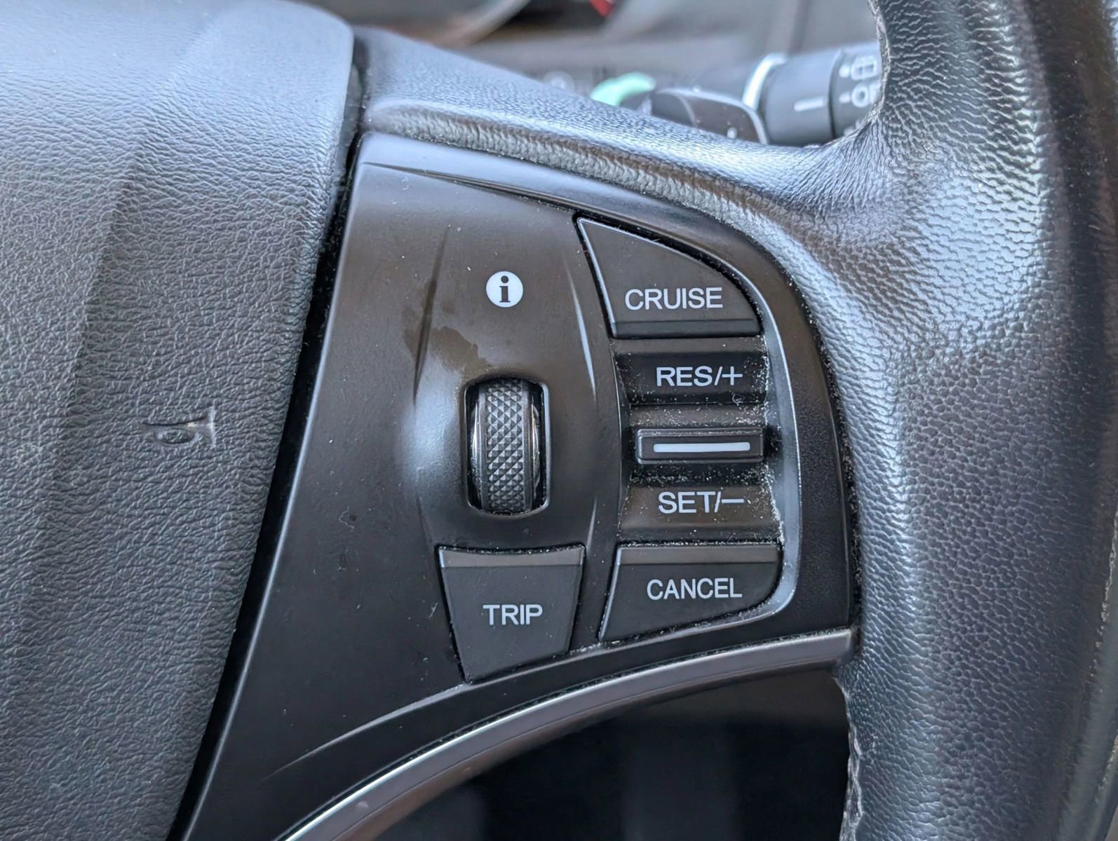 Used 2015 Acura MDX Sport Utility 4D image 23