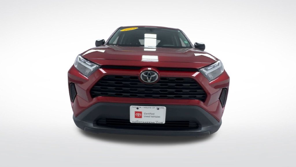 Certified 2024 Toyota RAV4 LE AWD/4WD image 4
