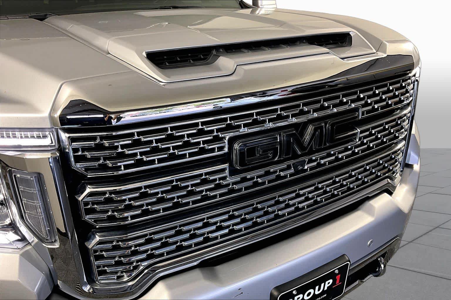 Used 2023 GMC Sierra 2500 Denali w/ Denali Ultimate Package AWD/4WD image 27
