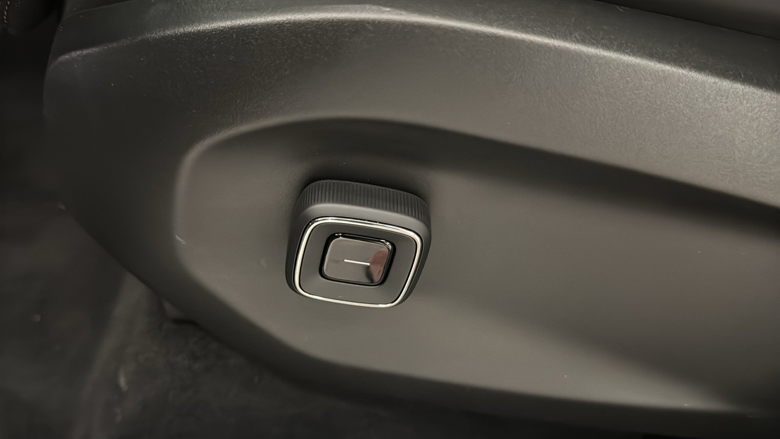 New 2026 Volvo EX90 Ultra AWD/4WD image 24