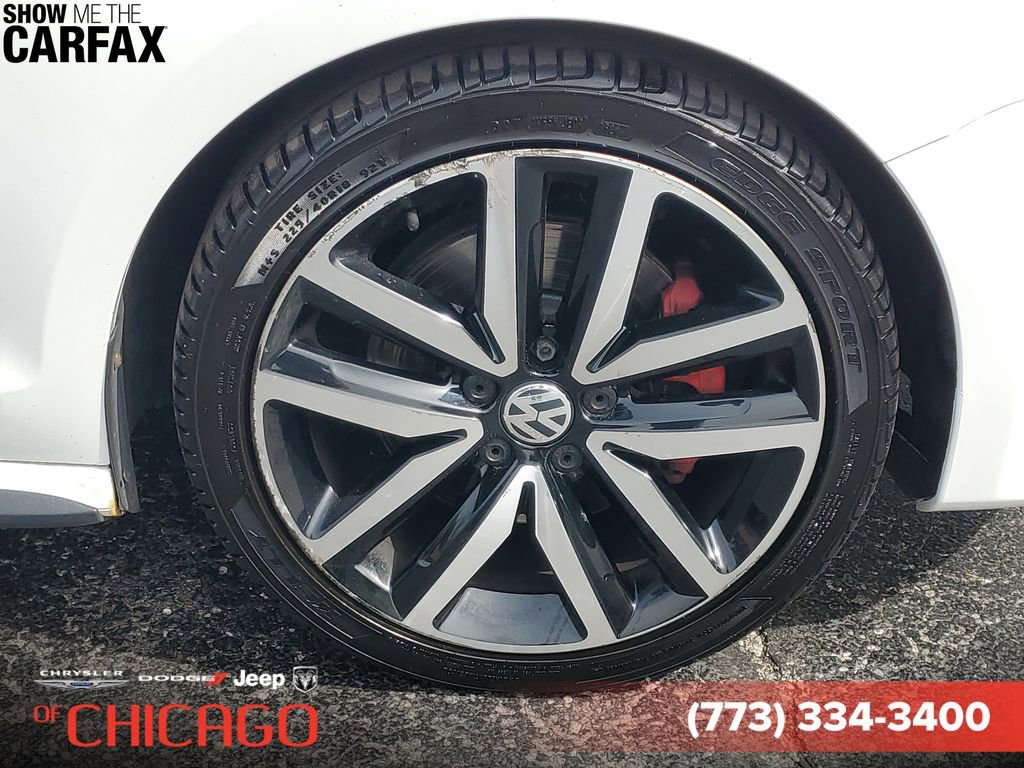 Used 2013 Volkswagen Jetta GLI Autobahn FWD image 5