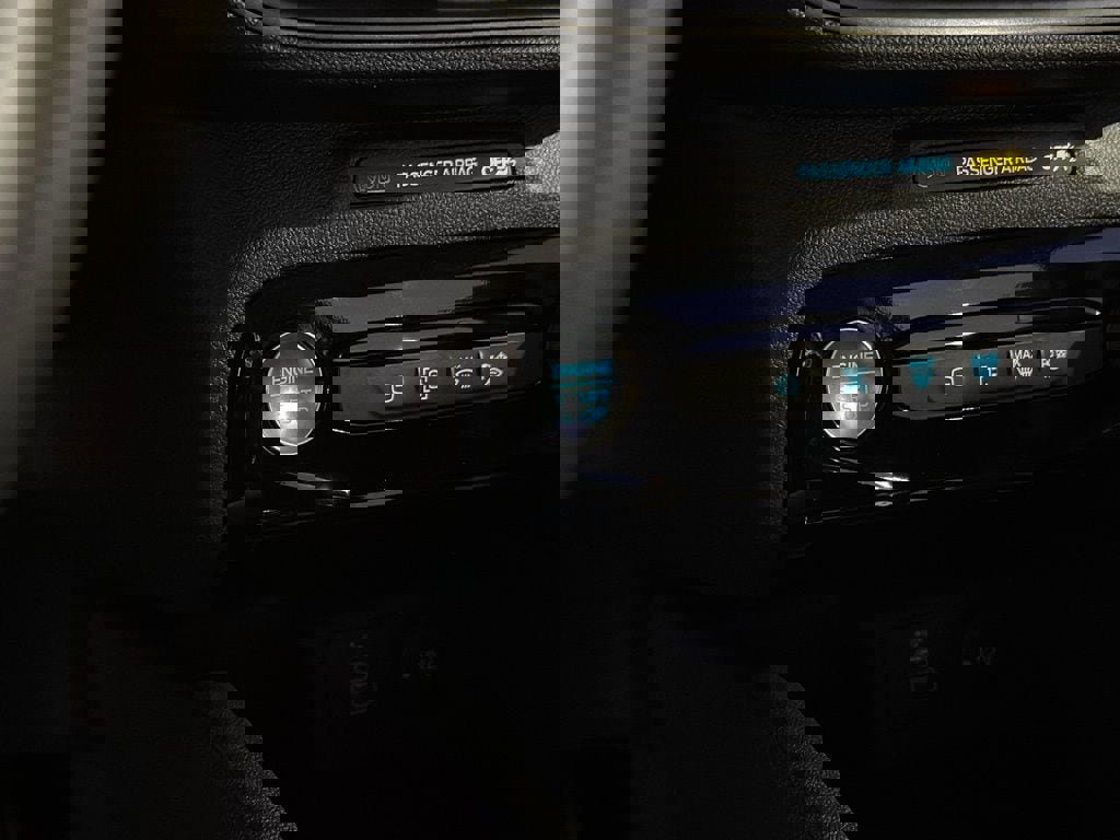 New 2026 Ford Escape SE image 42