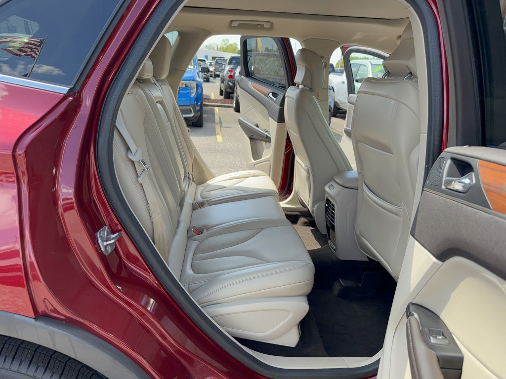 Used 2019 Lincoln MKC Select w/ Select Plus Package image 15