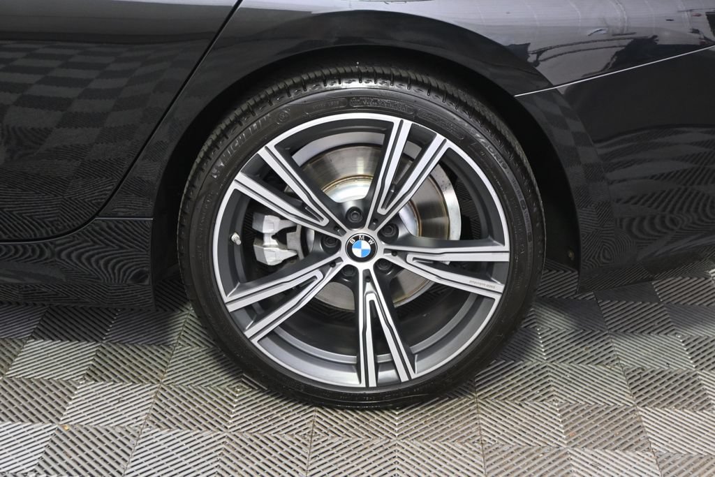 Used 2021 BMW 330i xDrive Sedan w/ Premium Package AWD/4WD image 20