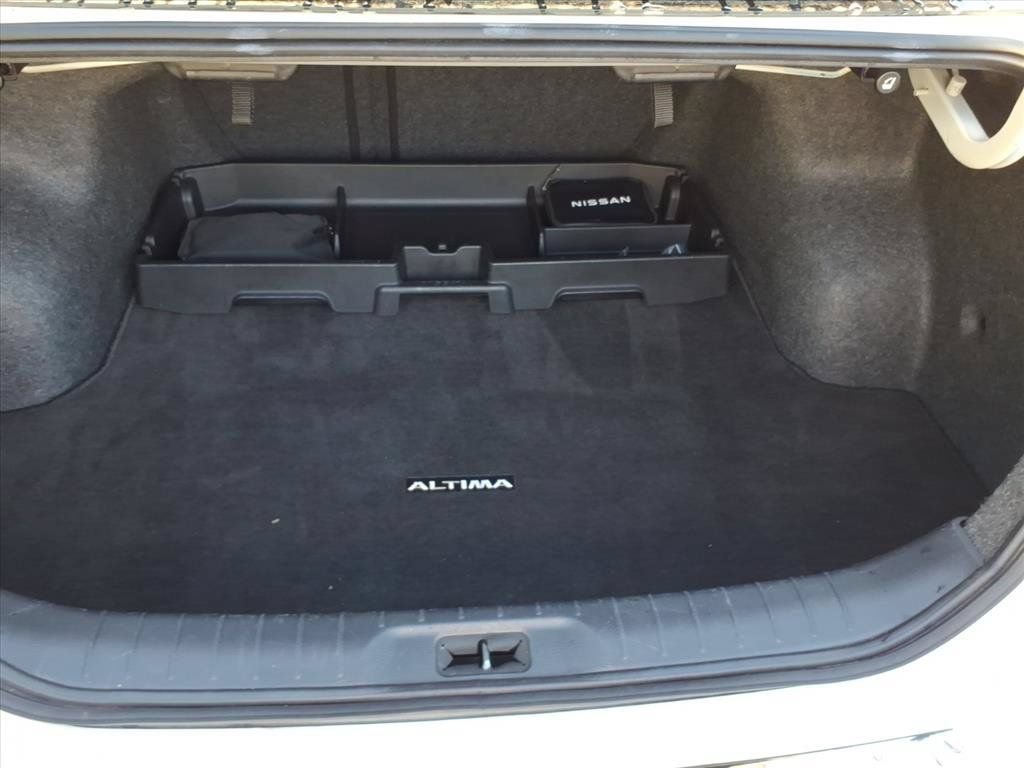 Used 2022 Nissan Altima 2.0 SR FWD image 19