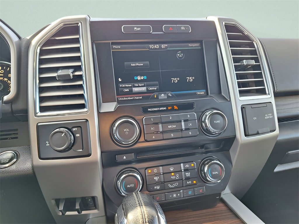 Used 2015 Ford F150 Lariat image 14