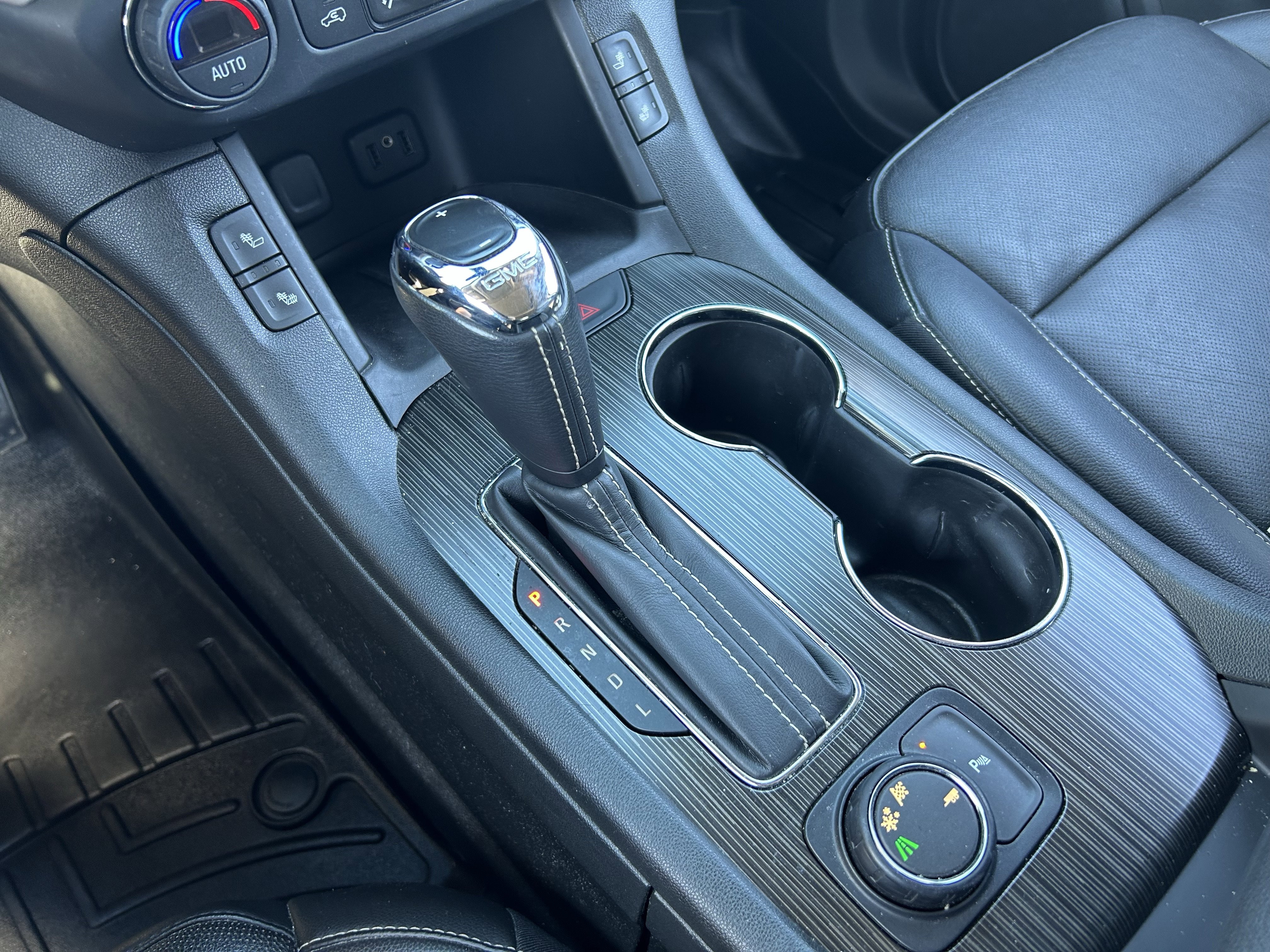 Used 2017 GMC Acadia SLT image 15