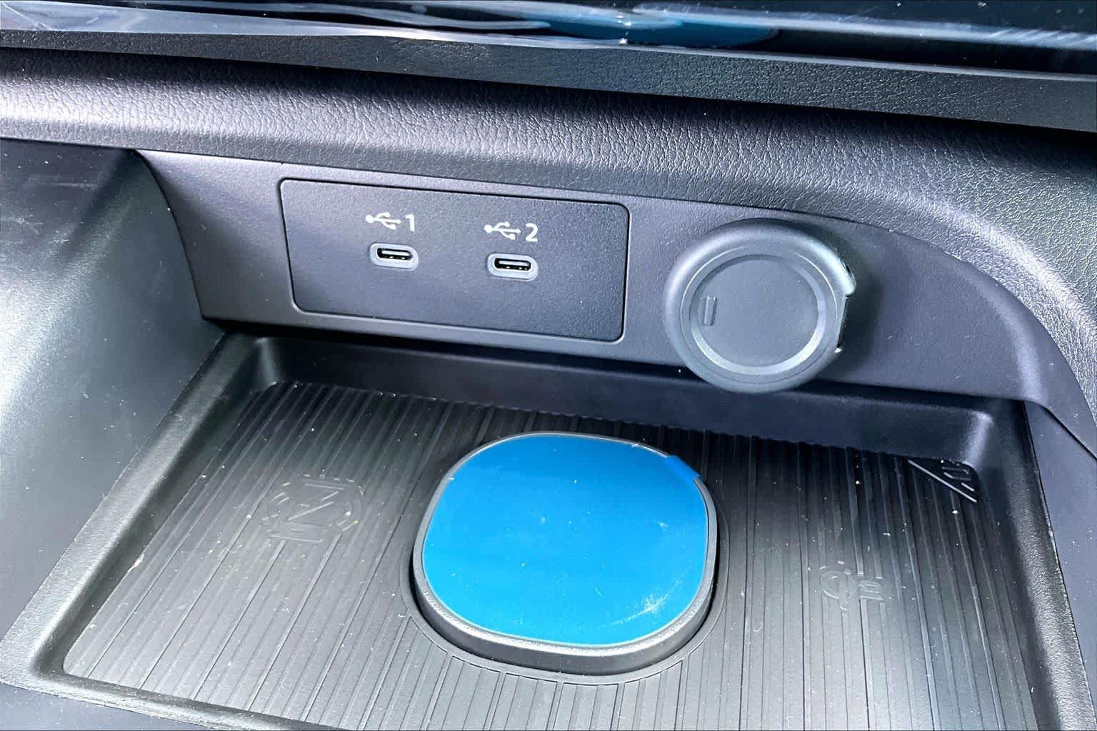 New 2027 Nissan Sentra SR w/ Floor Mat Package FWD image 13