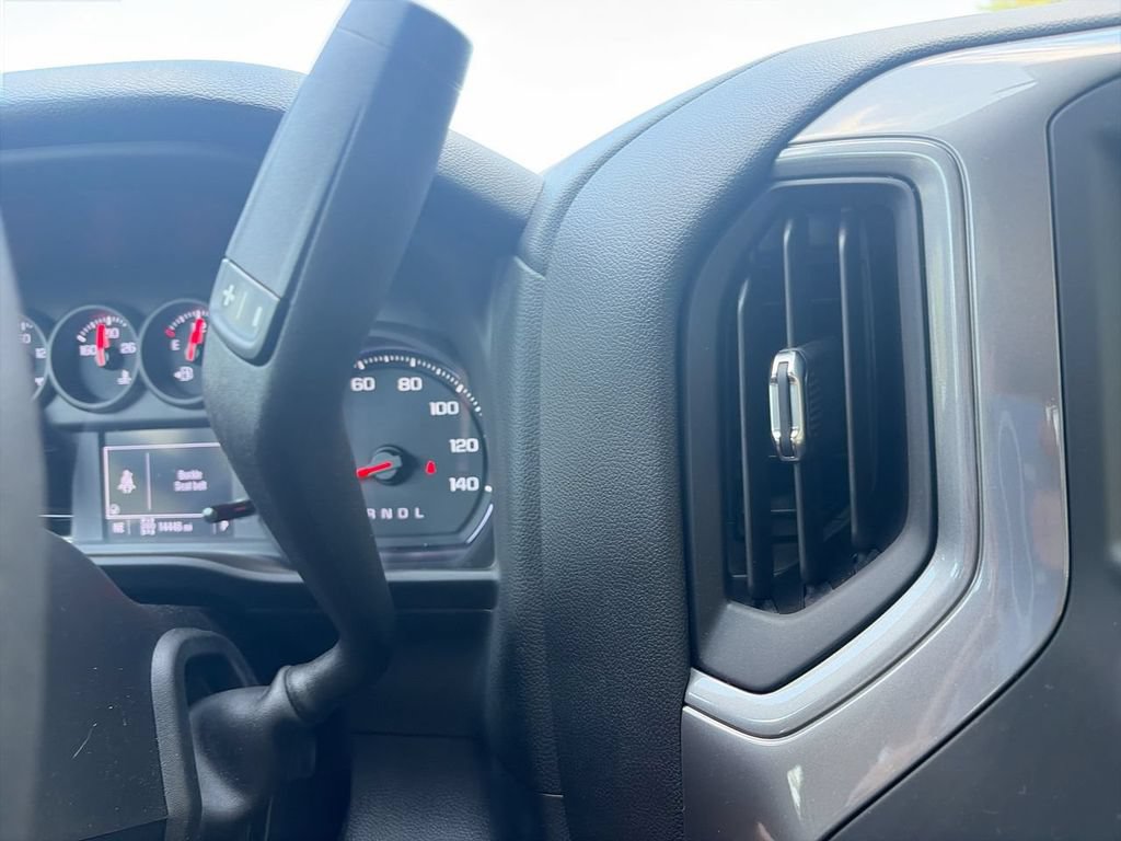 Used 2025 Chevrolet Silverado 2500 Custom w/ Custom Convenience Package AWD/4WD image 20
