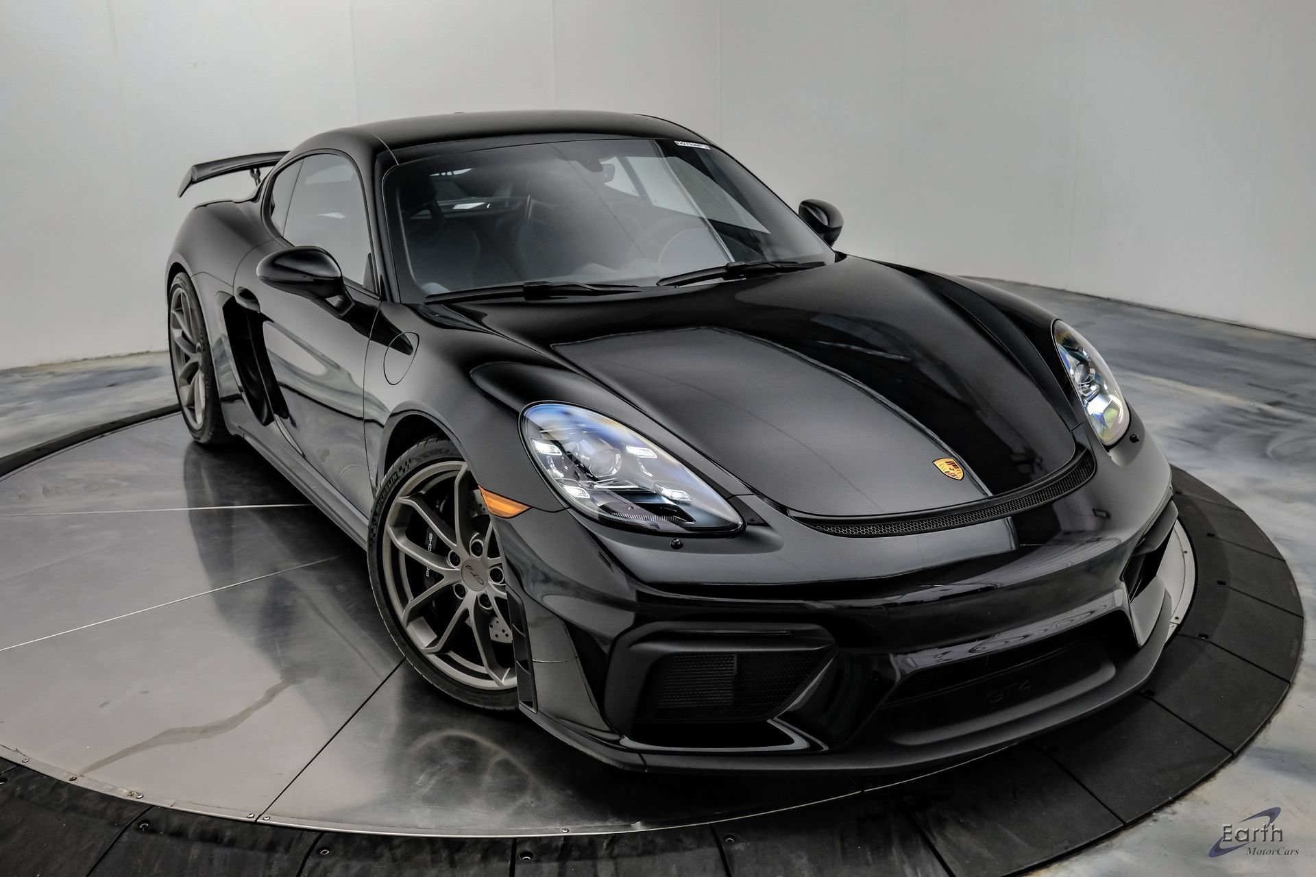 Used 2023 Porsche 718 Cayman GT4 RWD image 30