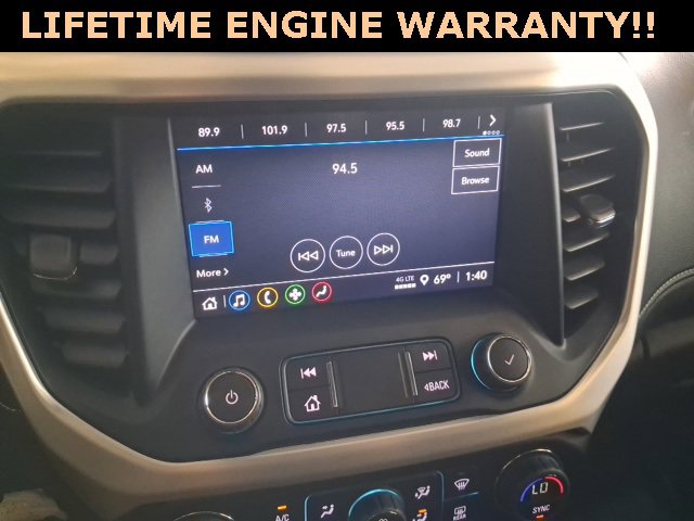 Used 2023 GMC Acadia SLE w/ Driver Convenience Package image 4