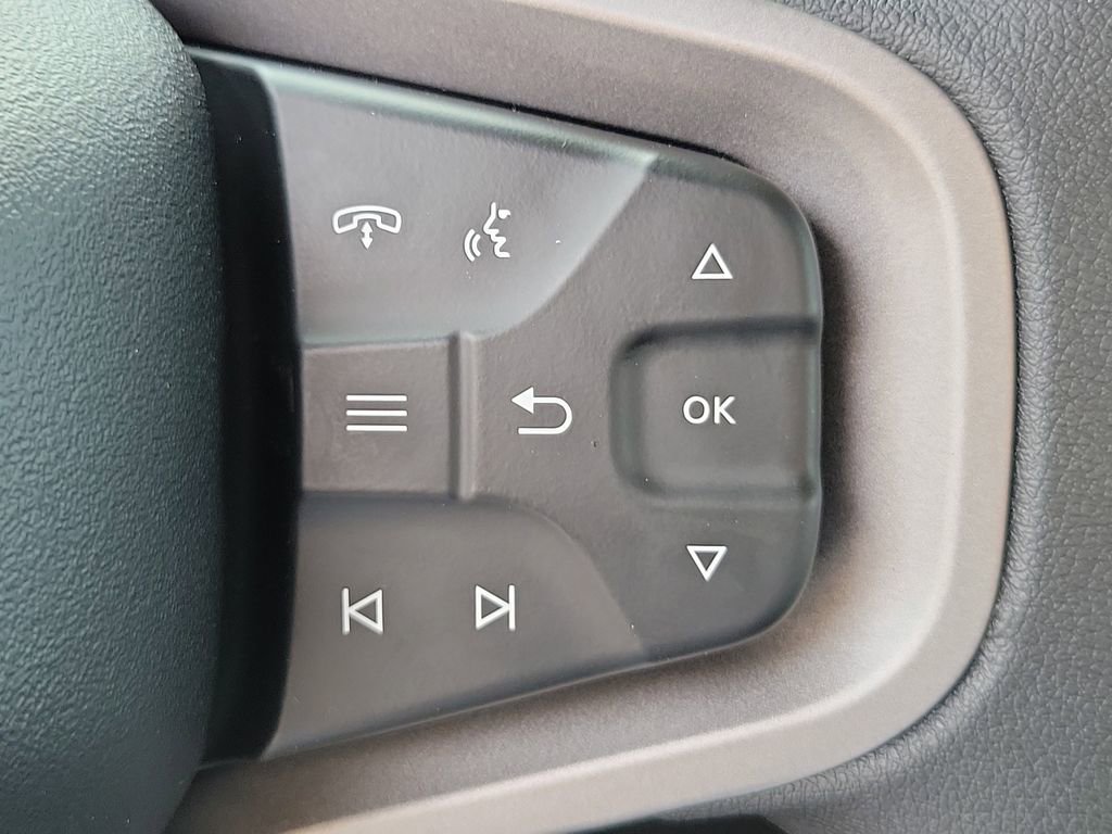 New 2025 Ford Bronco 4-Door image 24