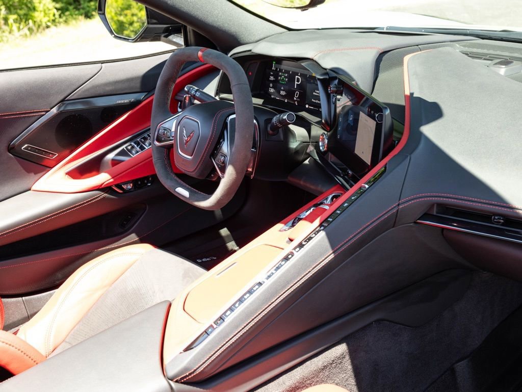 Used 2025 Chevrolet Corvette Z06 w/ Stealth Interior Trim Package RWD image 46