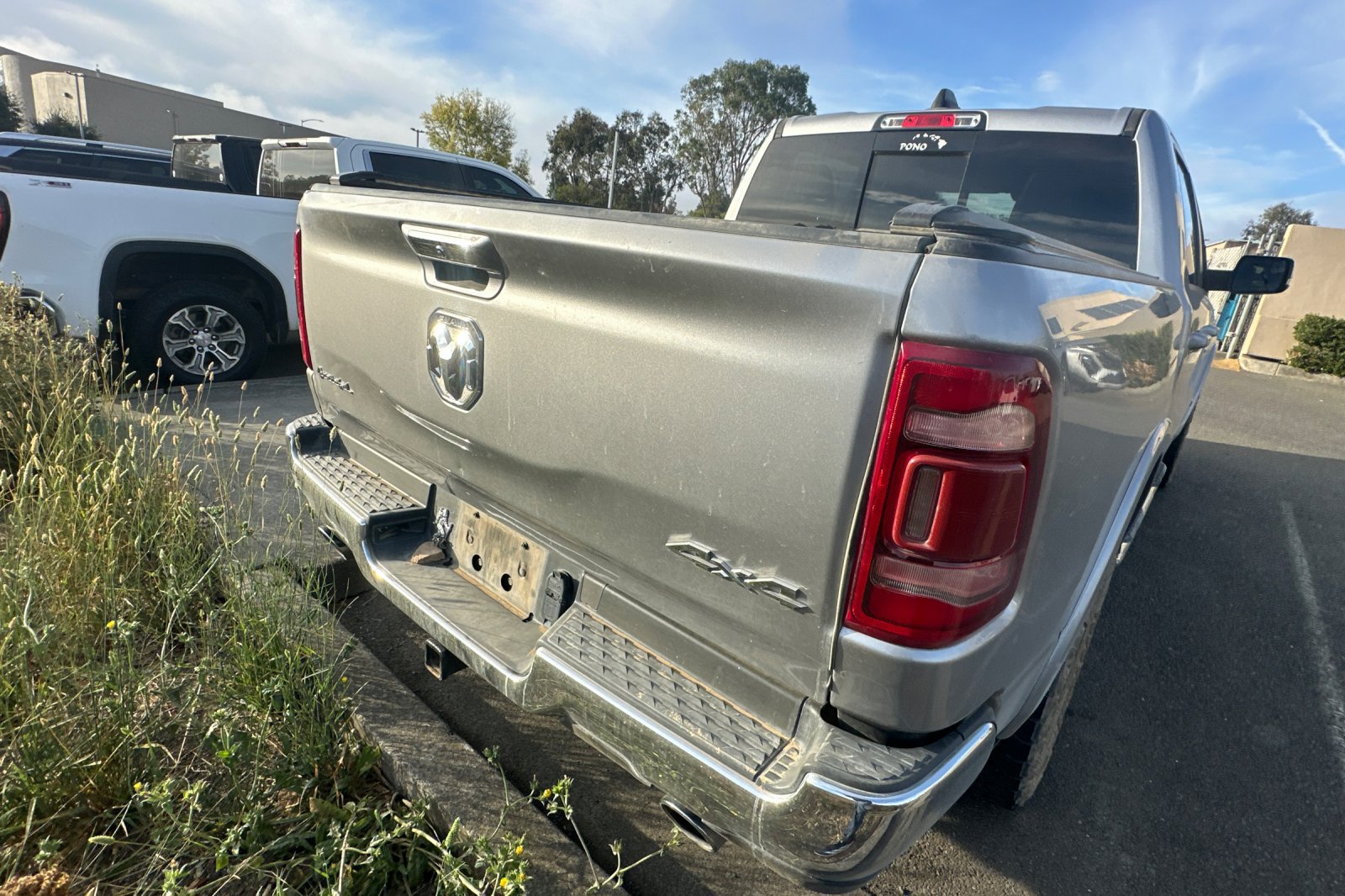 Used 2022 RAM 1500 Laramie AWD/4WD image 6