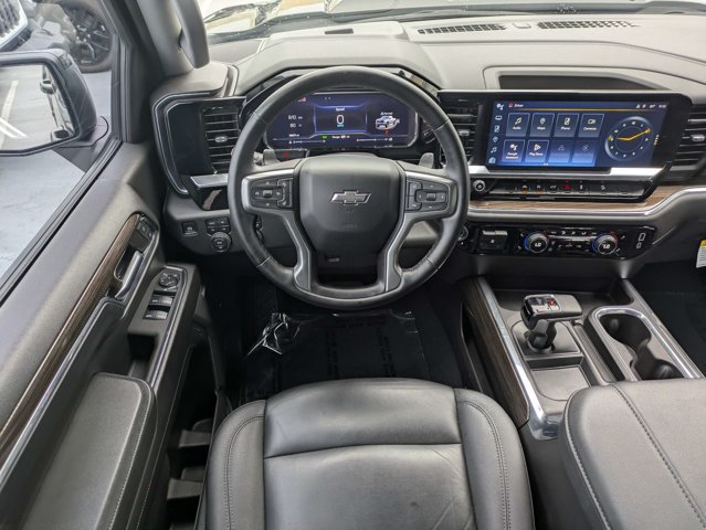 Used 2024 Chevrolet Silverado 1500 LT Trail Boss w/ Convenience Package II AWD/4WD image 16