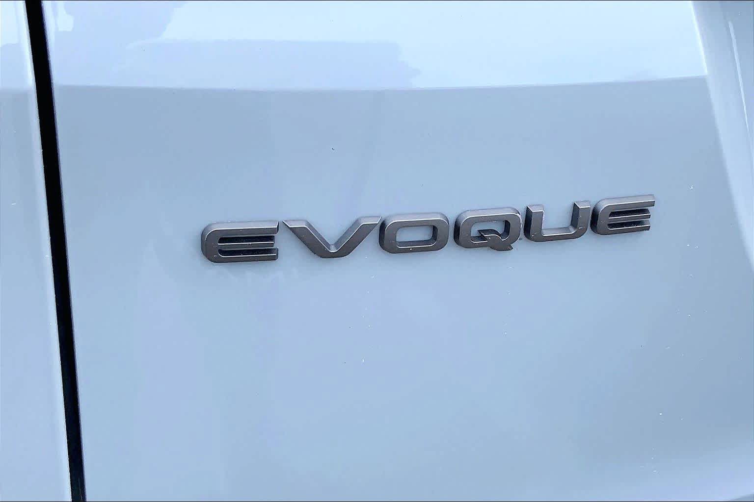 Used 2026 Land Rover Range Rover Evoque S AWD/4WD image 10