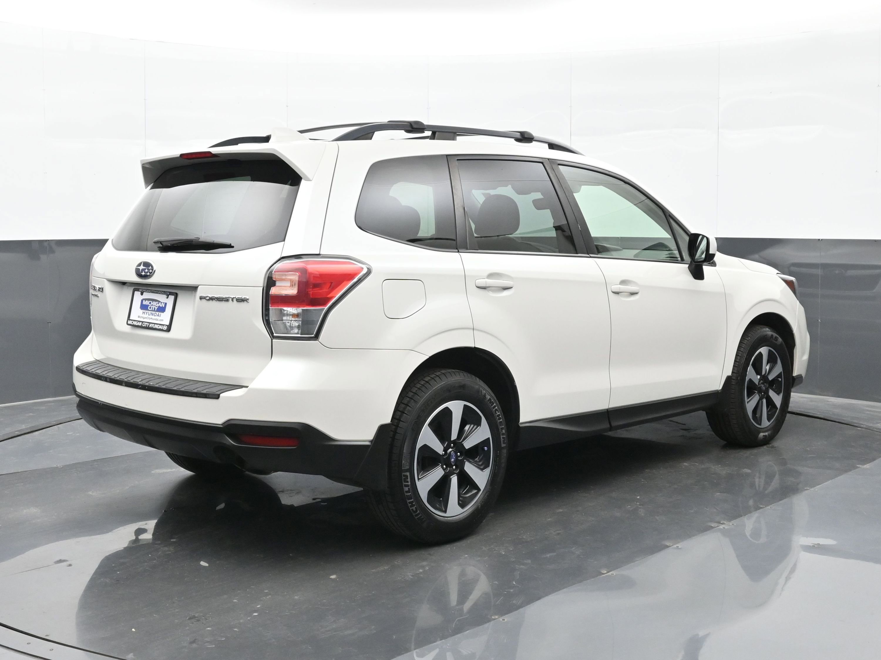 Used 2018 Subaru Forester 2.5i Premium image 8
