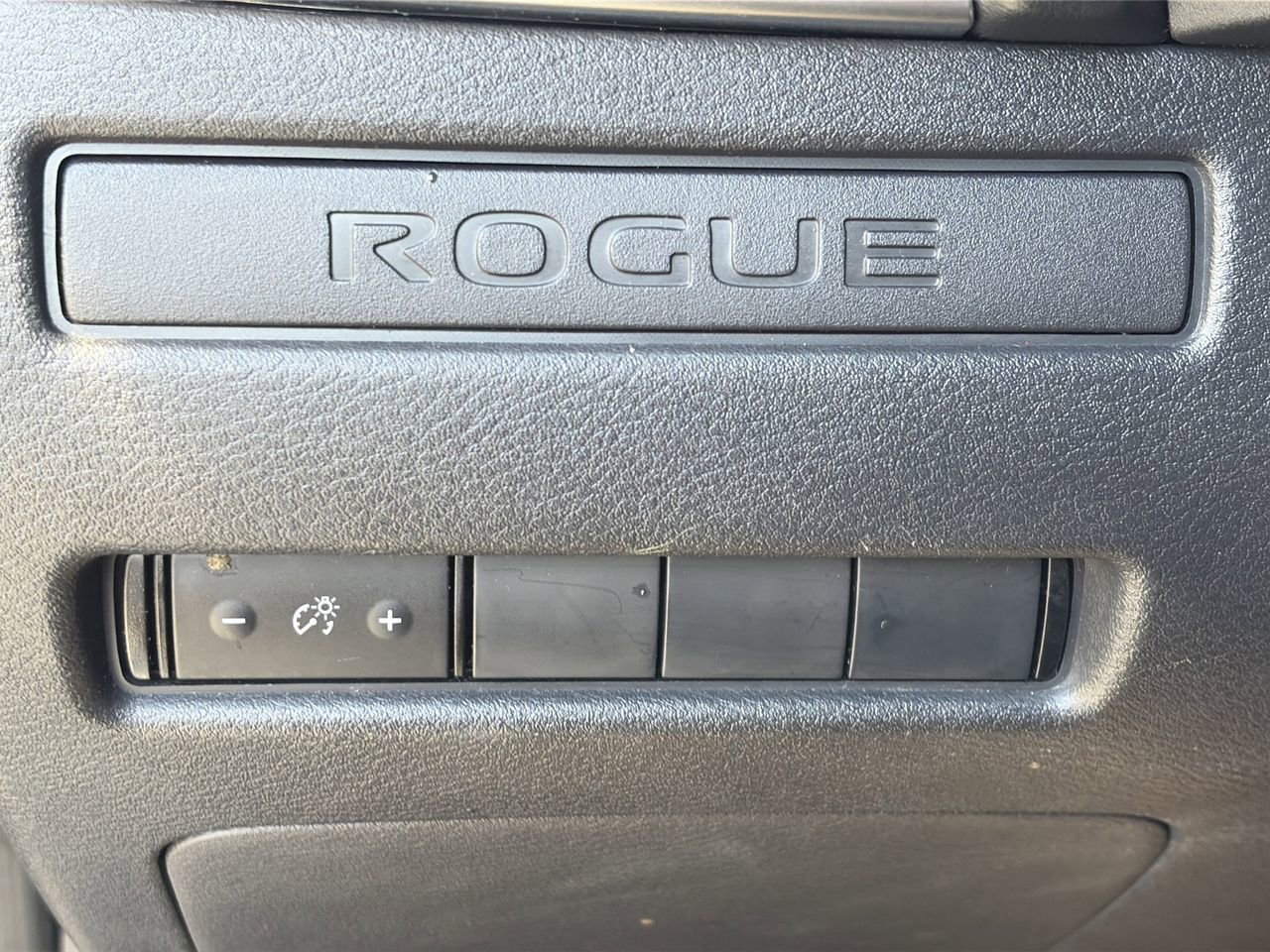Certified 2023 Nissan Rogue S image 22