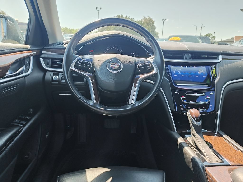Used 2014 Cadillac XTS Luxury AWD/4WD image 16