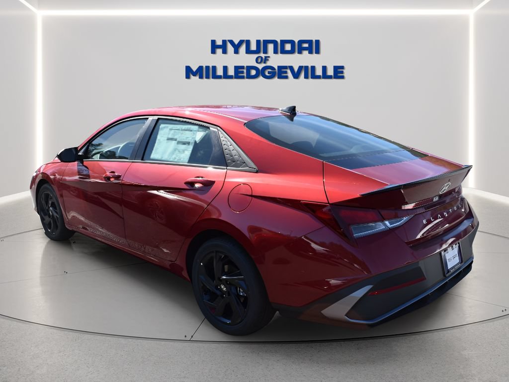 Used 2026 Hyundai Elantra Sport FWD image 2