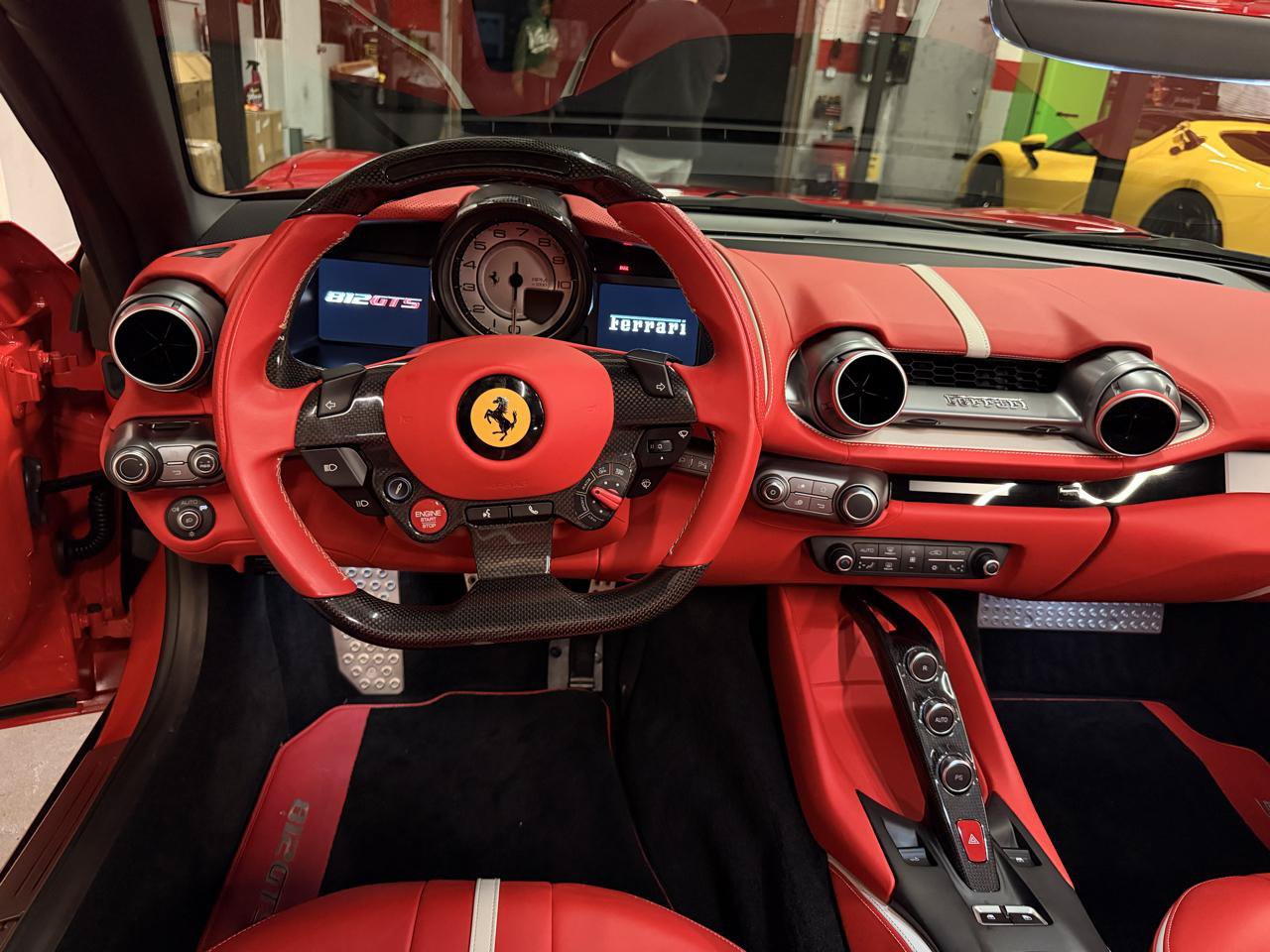 Used 2023 Ferrari 812 GTS RWD image 16