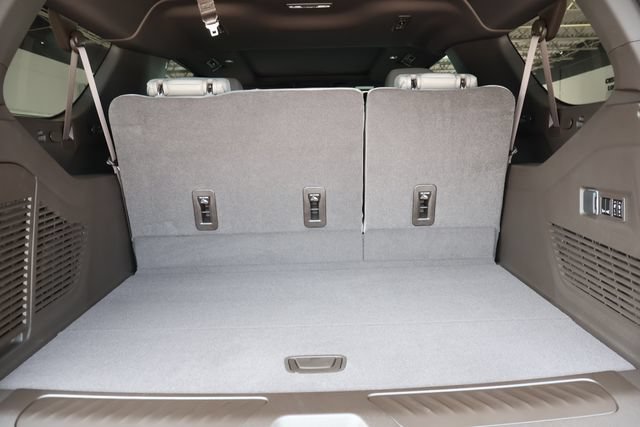New 2026 GMC Yukon XL Elevation w/ Elevation Premium Package AWD/4WD image 23