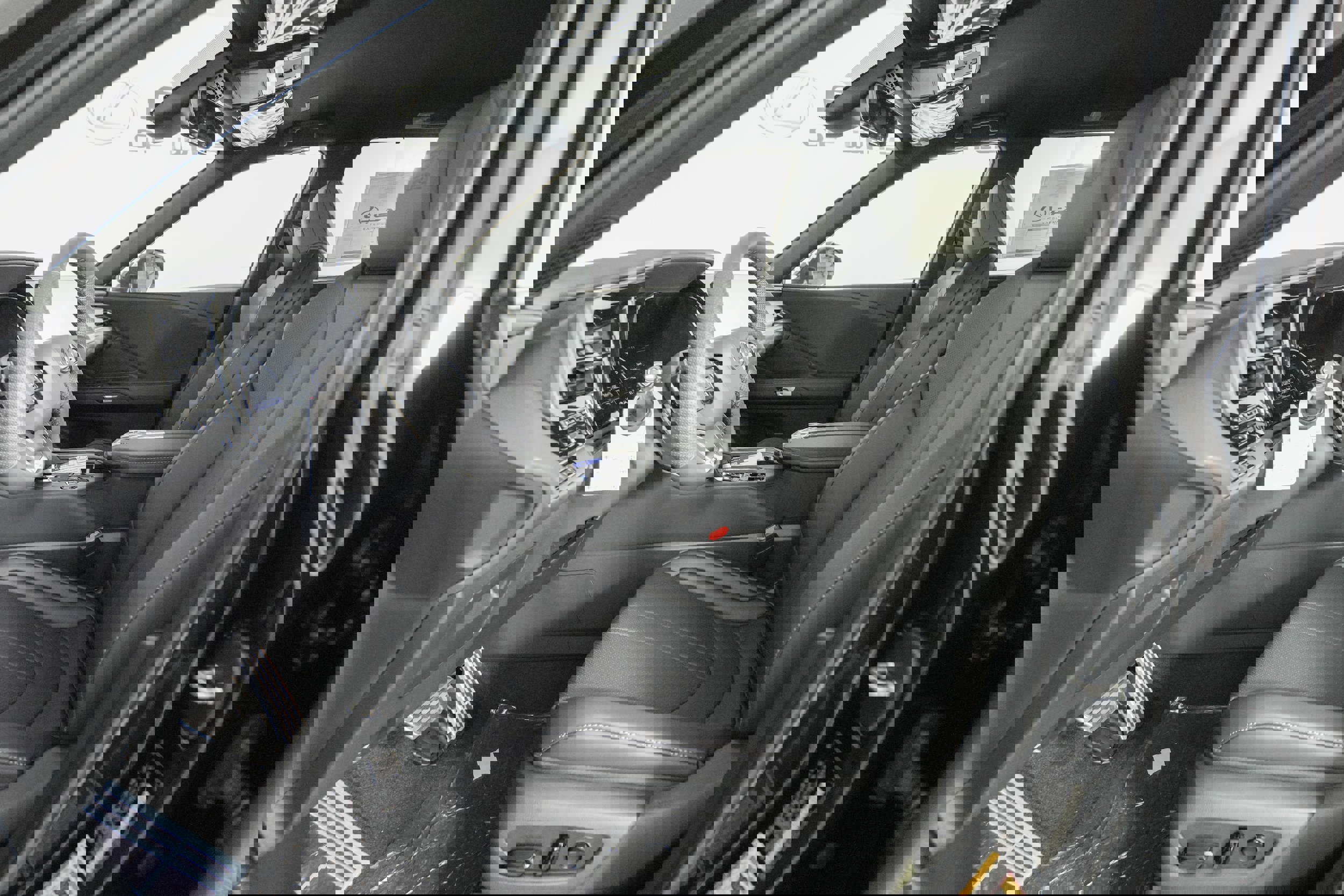 New 2026 Lexus TX 500h AWD image 8